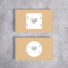 Modèle de boîte d'emballage affichant un modèle  d'autocollant carré ou rond